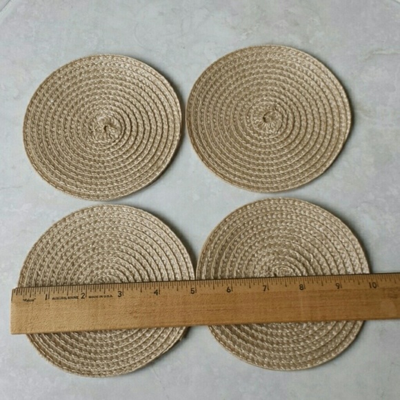 NWOT set of 4 wicker coasters - Picture 3 of 4